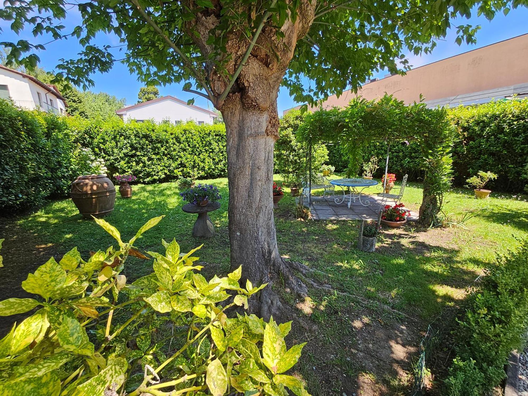 B&B Casa Tessieri Лука Екстериор снимка